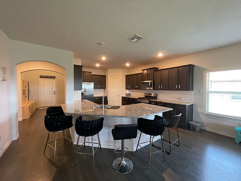 564 Declaration Way — Photo 8