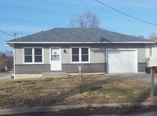 601 E State St, Marshall, MO 65340