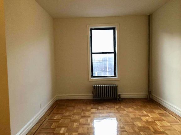 5th image of 32-30 93rd St #7B