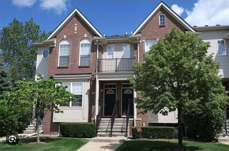 1st image of 600 Superior Pkwy Unit 323