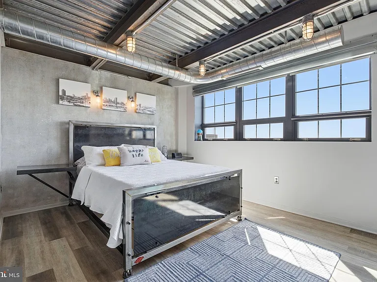 1200 Steuart St #1119 — Photo 17