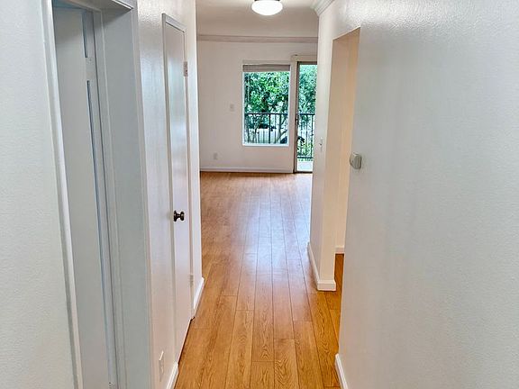 2nd image of 2411 S Cabrillo Ave APT 1