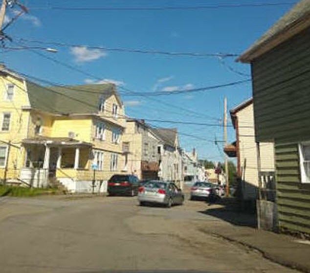 2nd image of 536 W Maple St