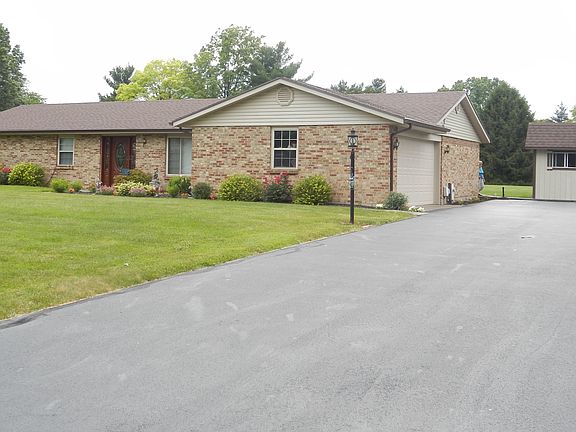 2nd image of 5620 Bradley Dr