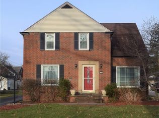 3588 Palmerston Rd, Shaker Heights, OH 44122