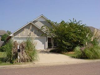 1st image of 124 Tomlinson Dr