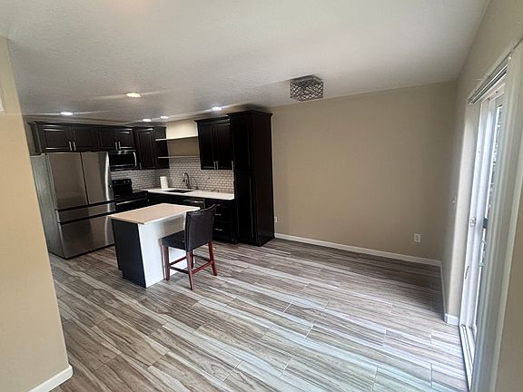 5th image of 4209 SW 3rd St