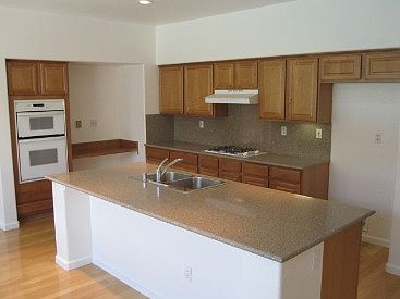 4th image of 1321 Windsong Dr