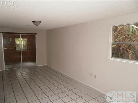 4th image of 8300 Penzance Blvd