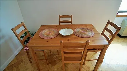 Rented by R New York