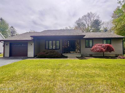 6 St Francis Lane, Schenectady, NY, 12304
