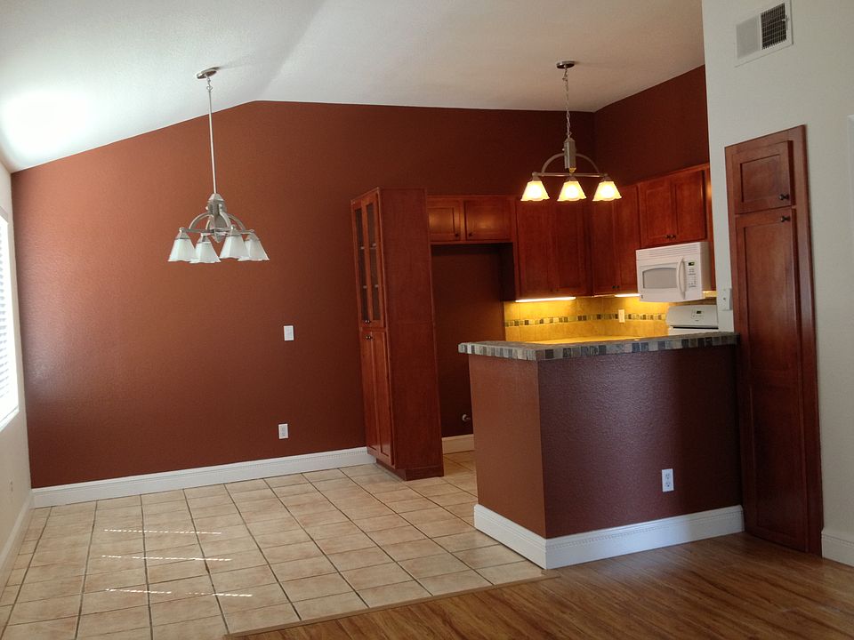 1st image of 21415 S Vermont Ave Unit 9