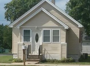 949 Hamilton St, Somerset, NJ 08873