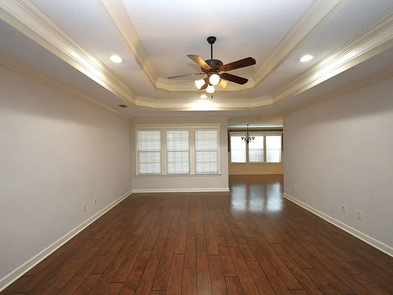 4105 Silver Gln — Photo 2