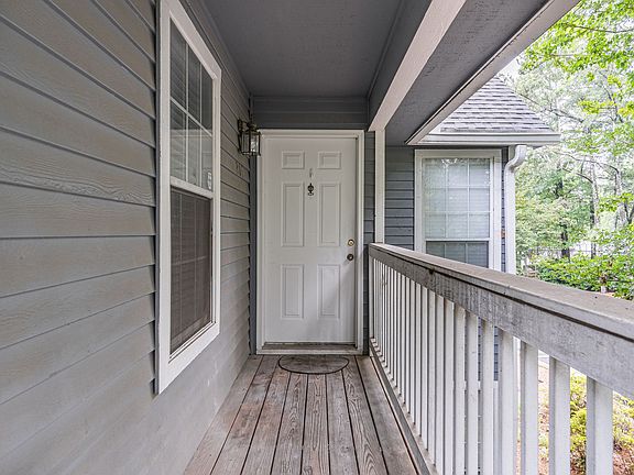 4th image of 205 Gettysburg Pl