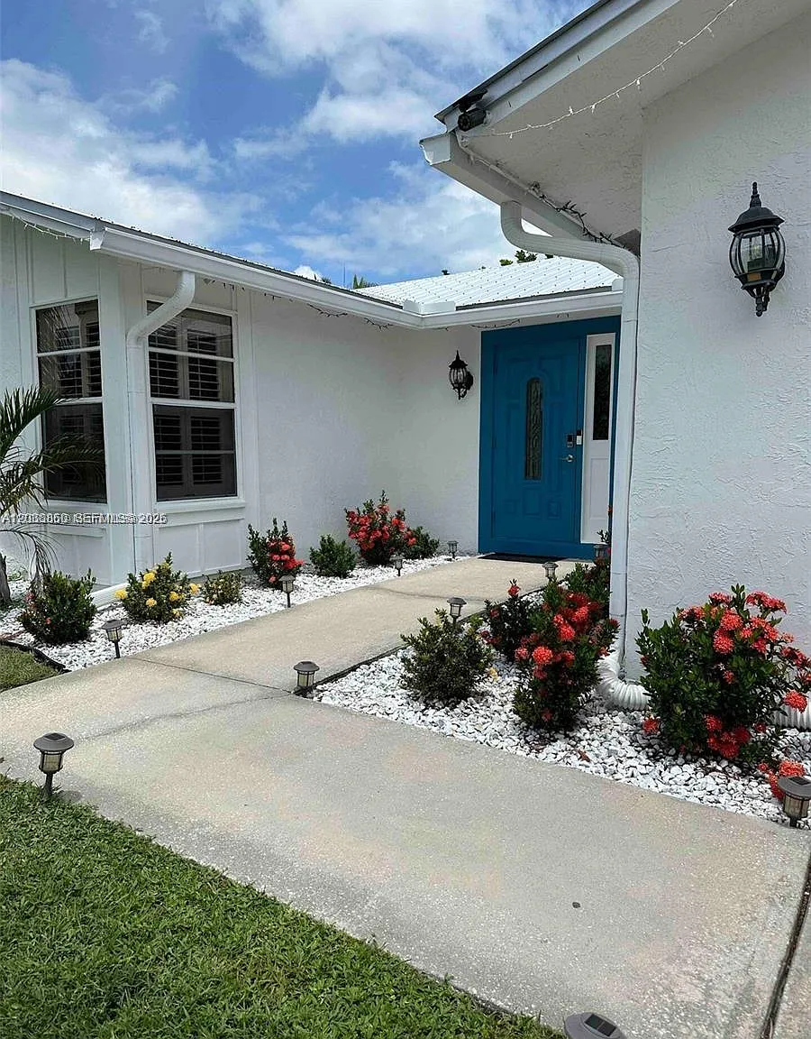 South Port St Lucie Unit — Photo 2