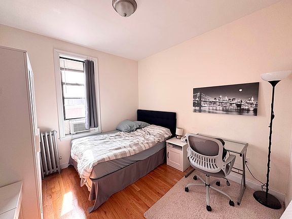 4th image of 54-06 Skillman Ave #4Z