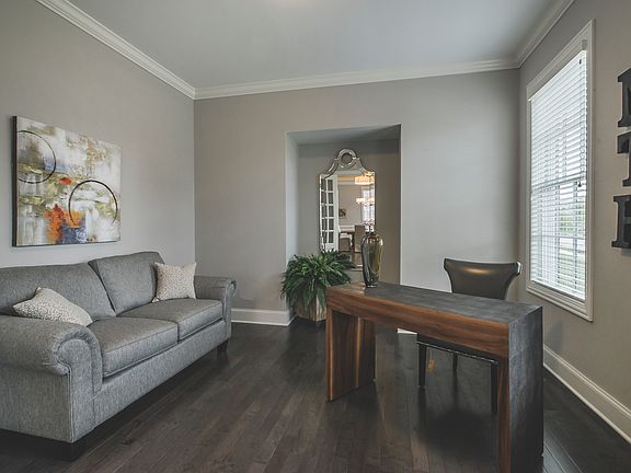 5th image of 4033 Sedgwick #1