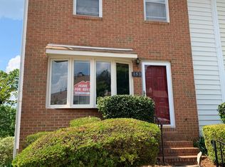 153 Holcomb Ferry Rd, Roswell, GA 30076