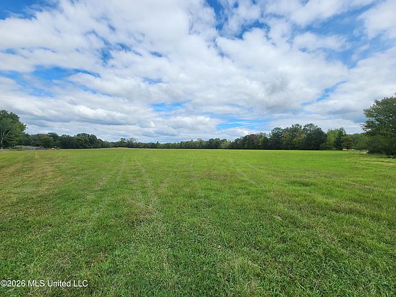3rd image of 81.4 Rowell Rd