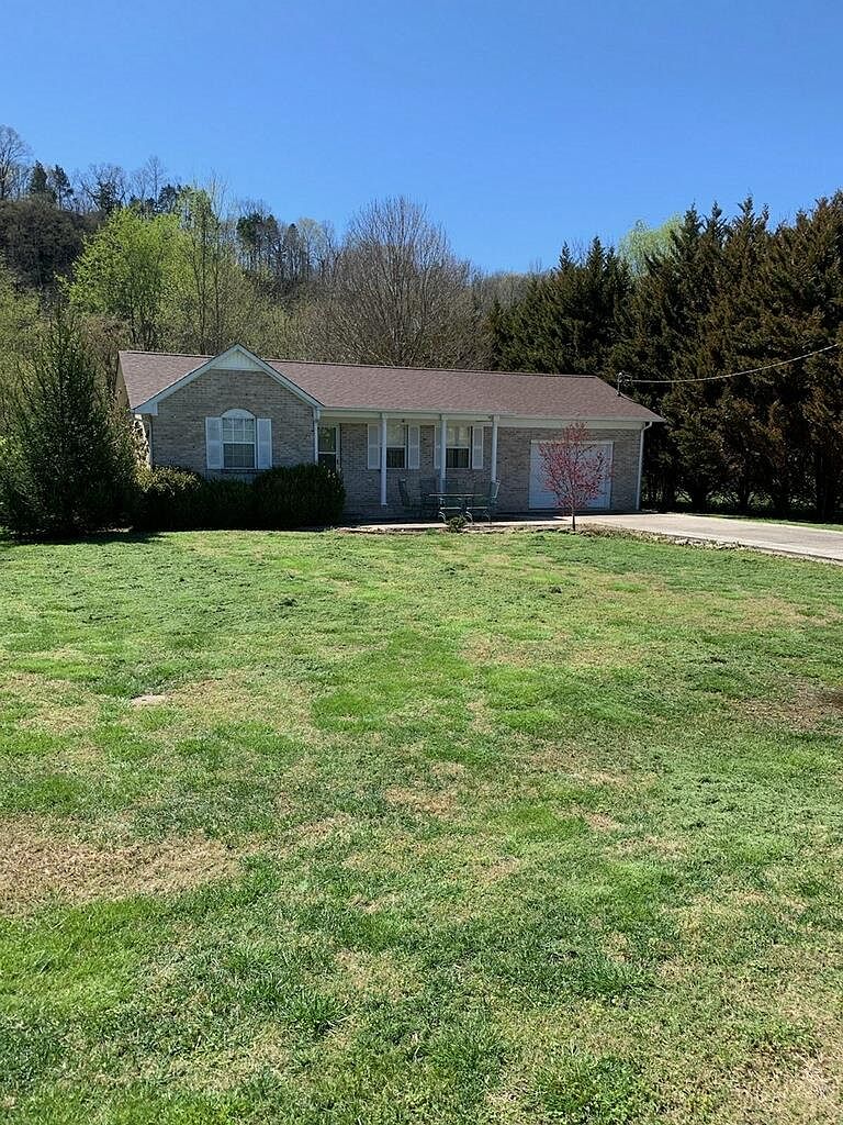 567 River Bend Dr, Celina, TN 38551 Zillow