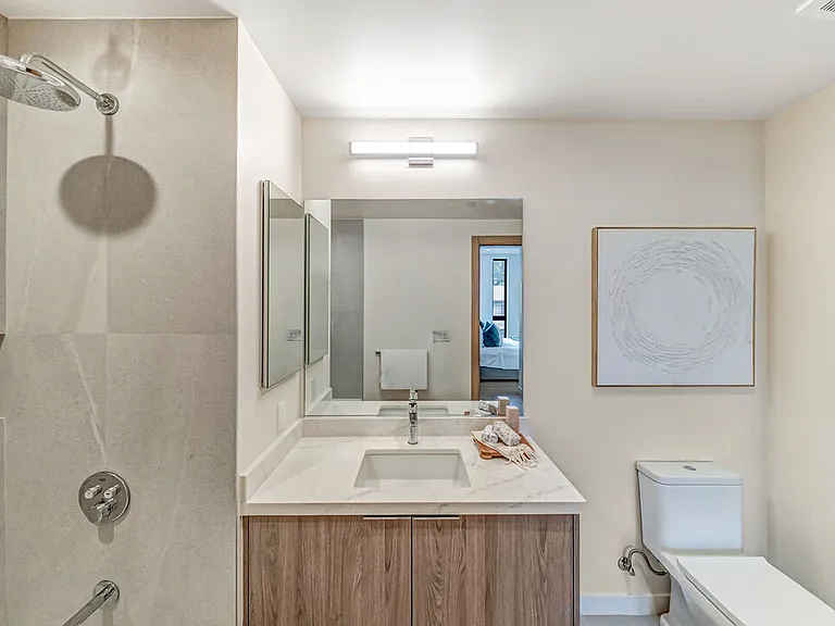 1257 N Detroit St #302 — Photo 21