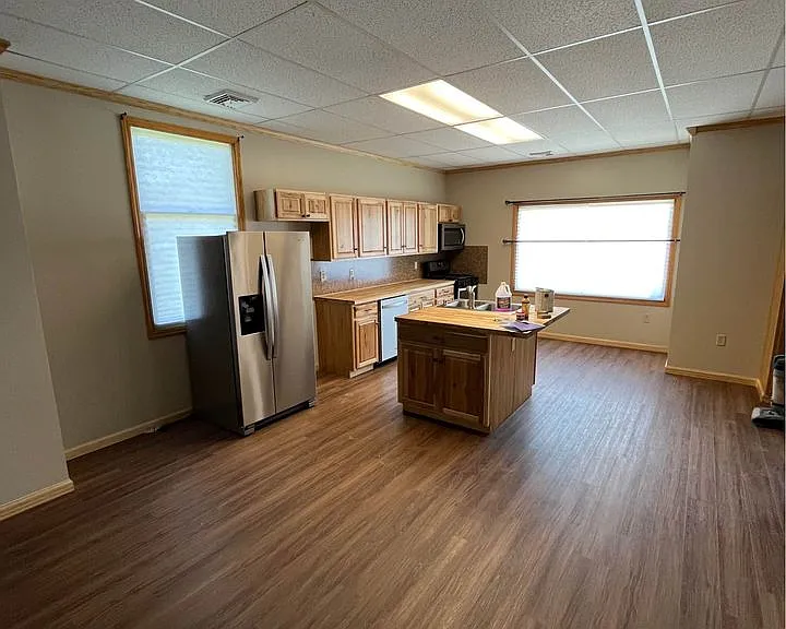201 Hinkley Dr — Photo 7