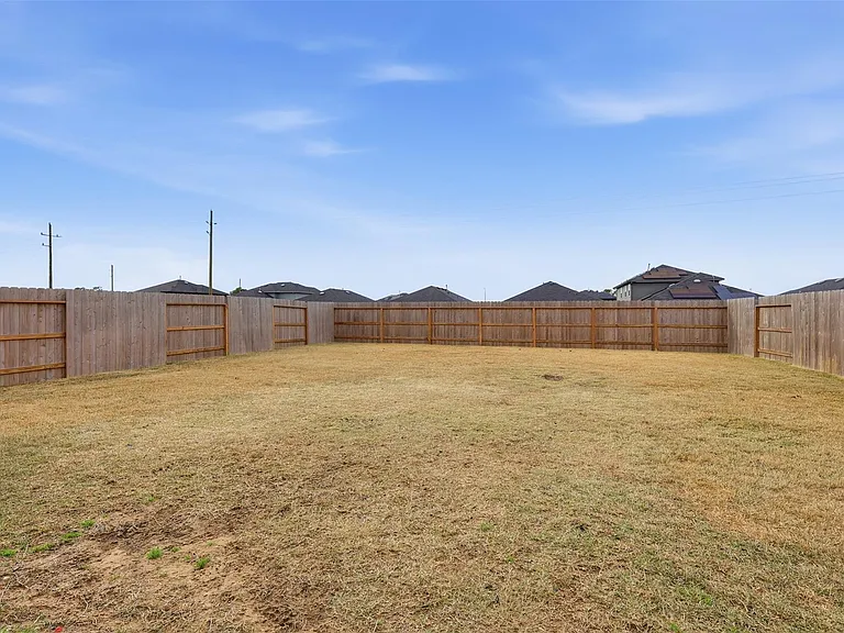 17719 Winfall Dr — Photo 41