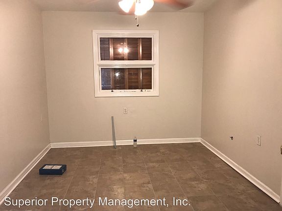 3rd image of 4747 Cerise Ave