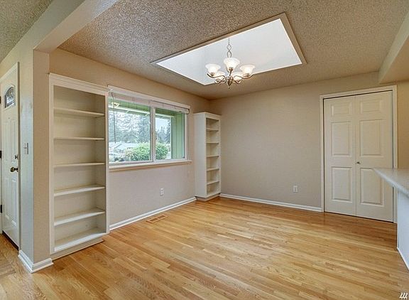 4th image of 6401 41st Ave