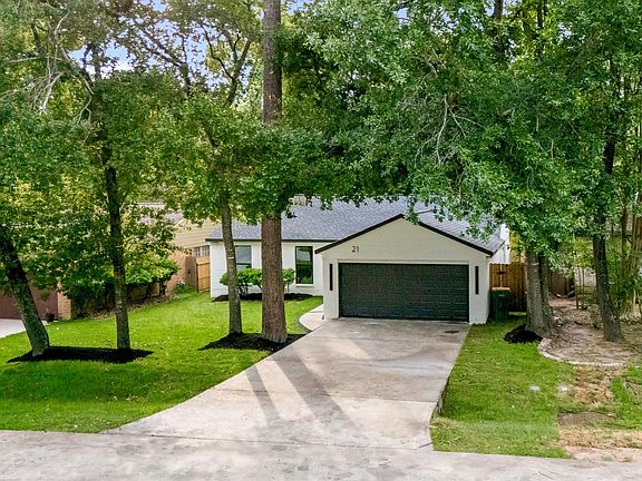 2nd image of 21 N Wavy Oak Cir