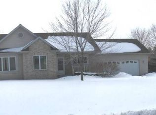 5343 Hilltop Trl, Perry, MI 48872