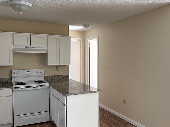 2nd image of 2310 Harbor View Dr Unit 2310