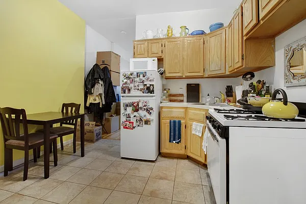 Rented by LG Fairmont Group | media 3