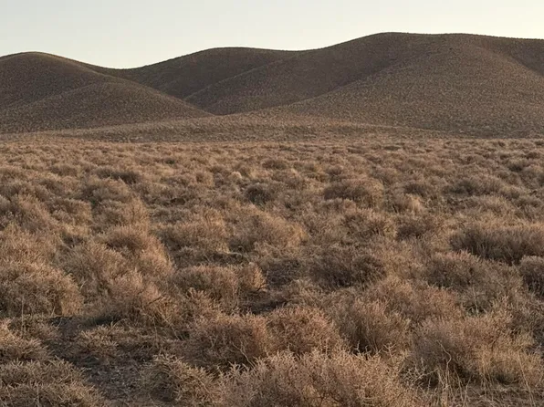 30-20-25-30 Twenty Fr Nw 4 #25-8, Fernley, NV 89408