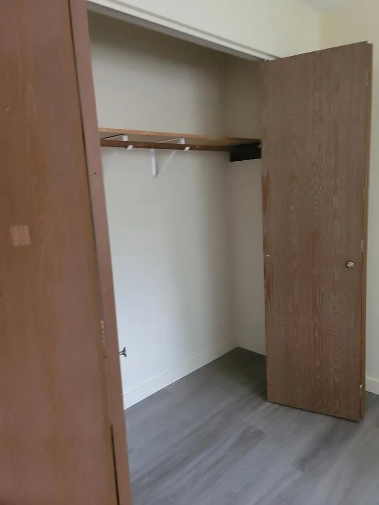 2 bed, 866 sqft, $1,900 — Photo 2