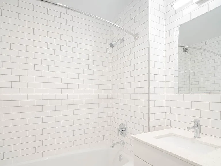 600 Washington St #209 — Photo 18