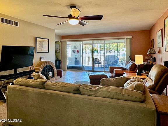 3rd image of 1582 N Via Dorado