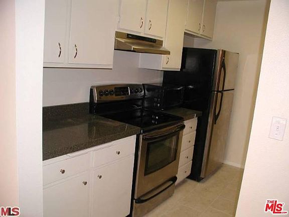 3rd image of 4900 Overland Ave Unit 335