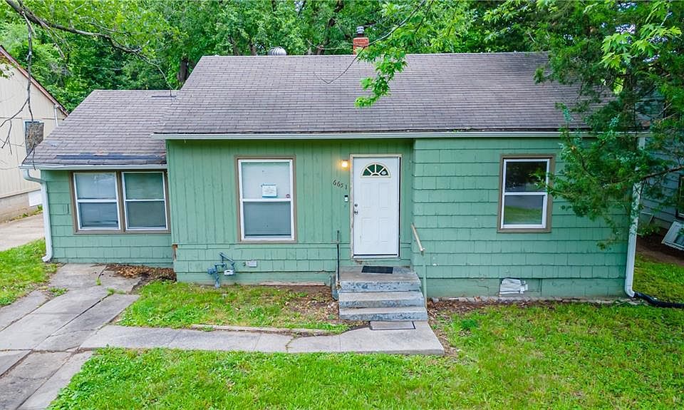 1st image of 6651 S Benton Ave
