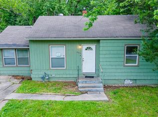 6651 S Benton Ave, Kansas City, MO 64132