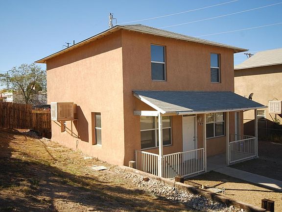 3rd image of 420 Placido Martinez Ct NE