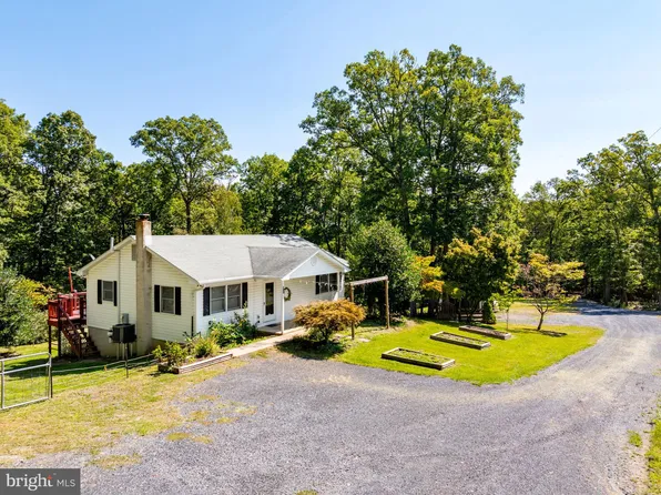 600 Whippoorwill Ln, Fort Valley, VA 22652