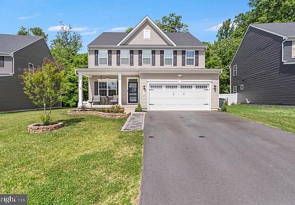 3rd image of 623 Rushbrook Rd