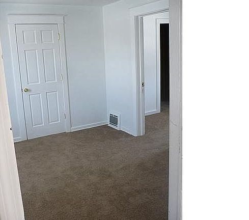 3rd image of 3507 North Ave