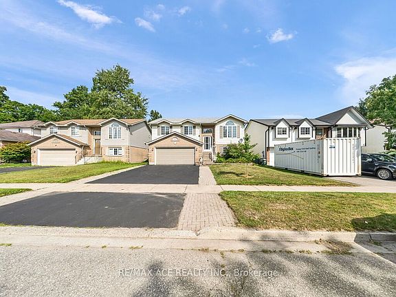 2nd image of 46 McLachlan Pl