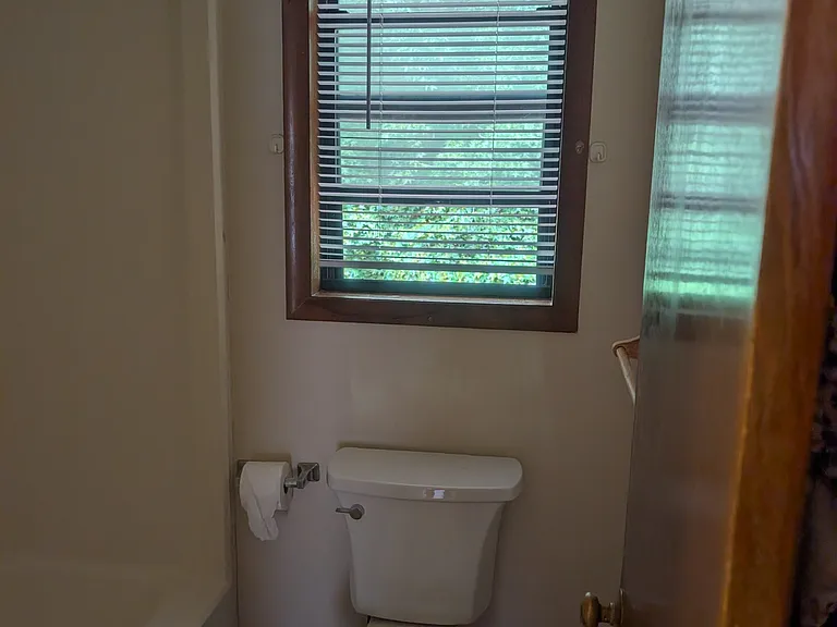 6004 Bartlett Ct — Photo 13