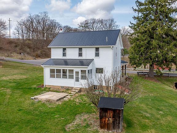 4th image of 648 Main Mifflin Rd