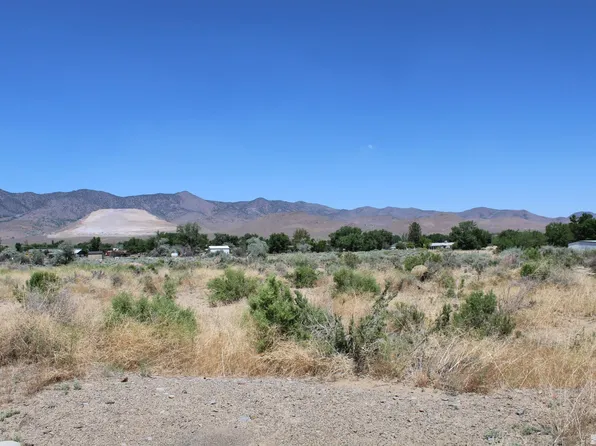 149 S Rainbow Dr, Dayton, NV 89403