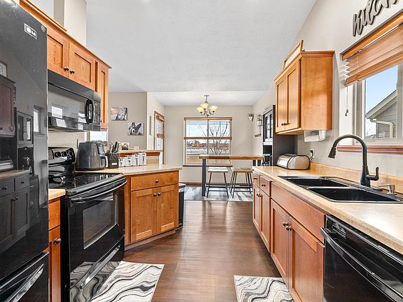 5th image of 7912 W Wilson Dr